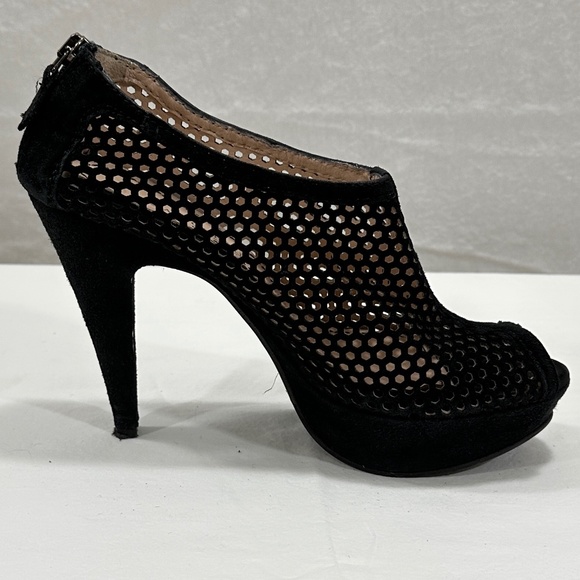 Gastone Lucioli Peep-Toe Perforated Platform Booties - Size 37.5 - Picture 4 of 13